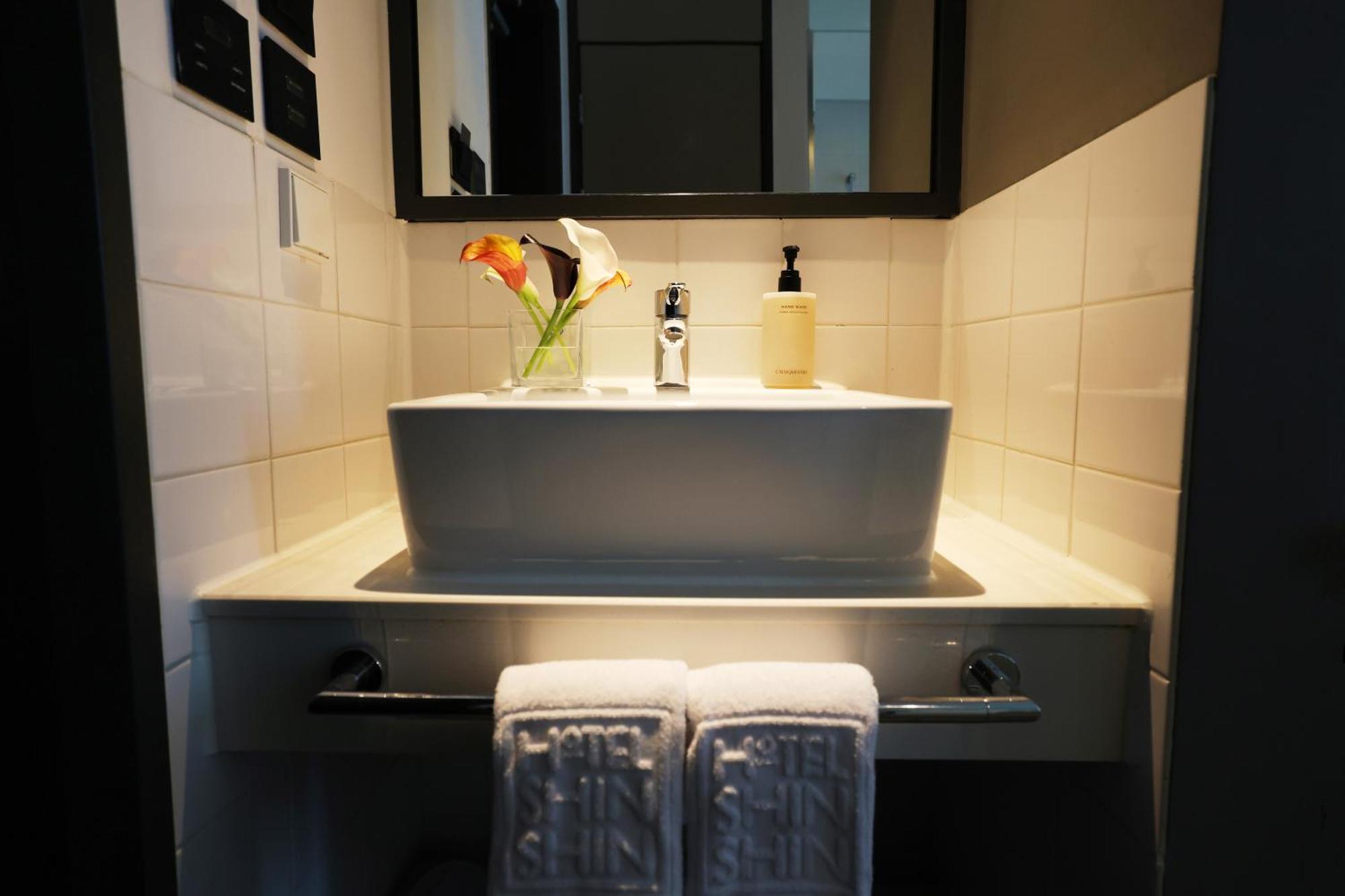 Seoul Hotel Shinshin Myeongdong Екстер'єр фото