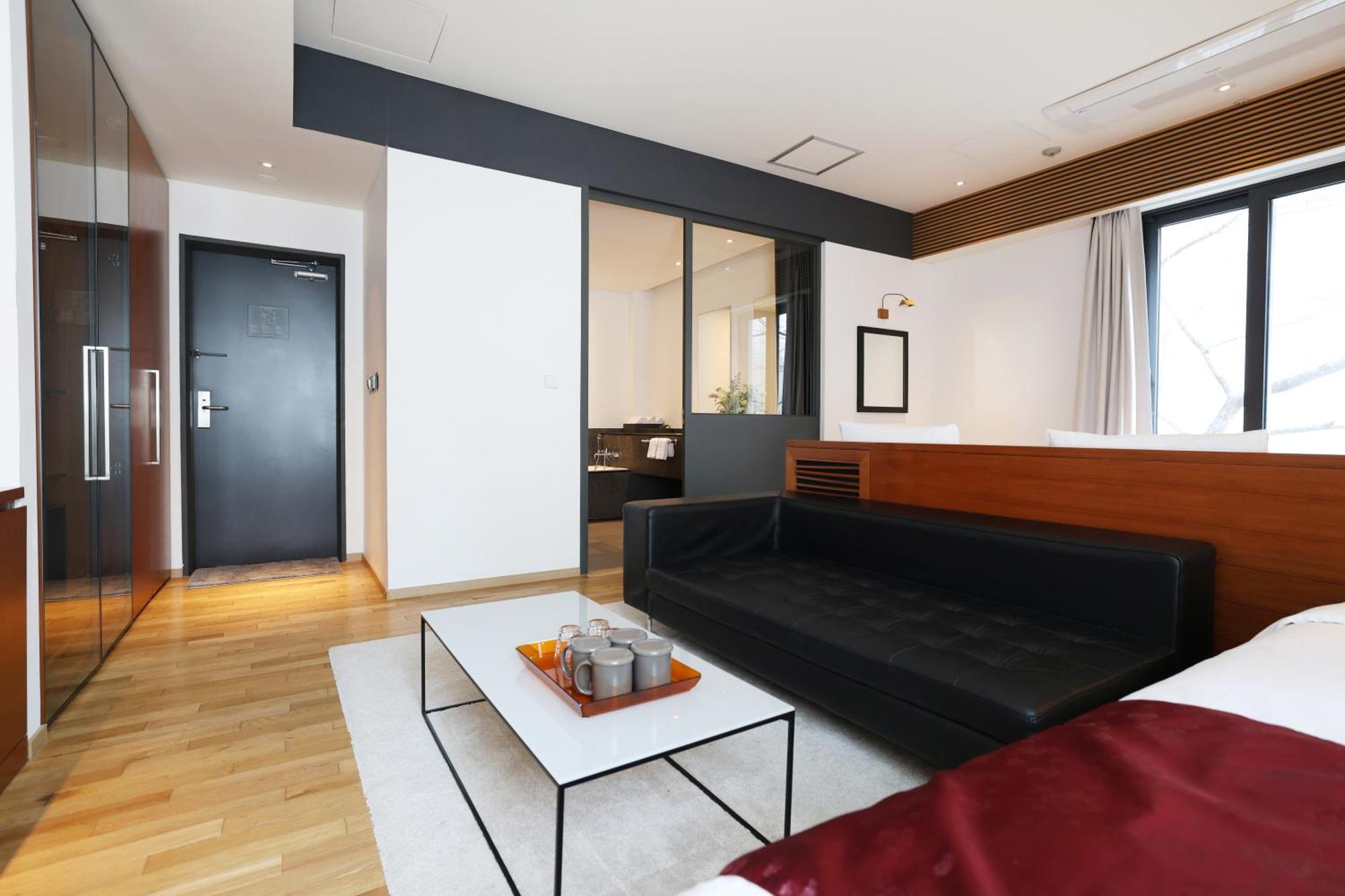 Seoul Hotel Shinshin Myeongdong Екстер'єр фото